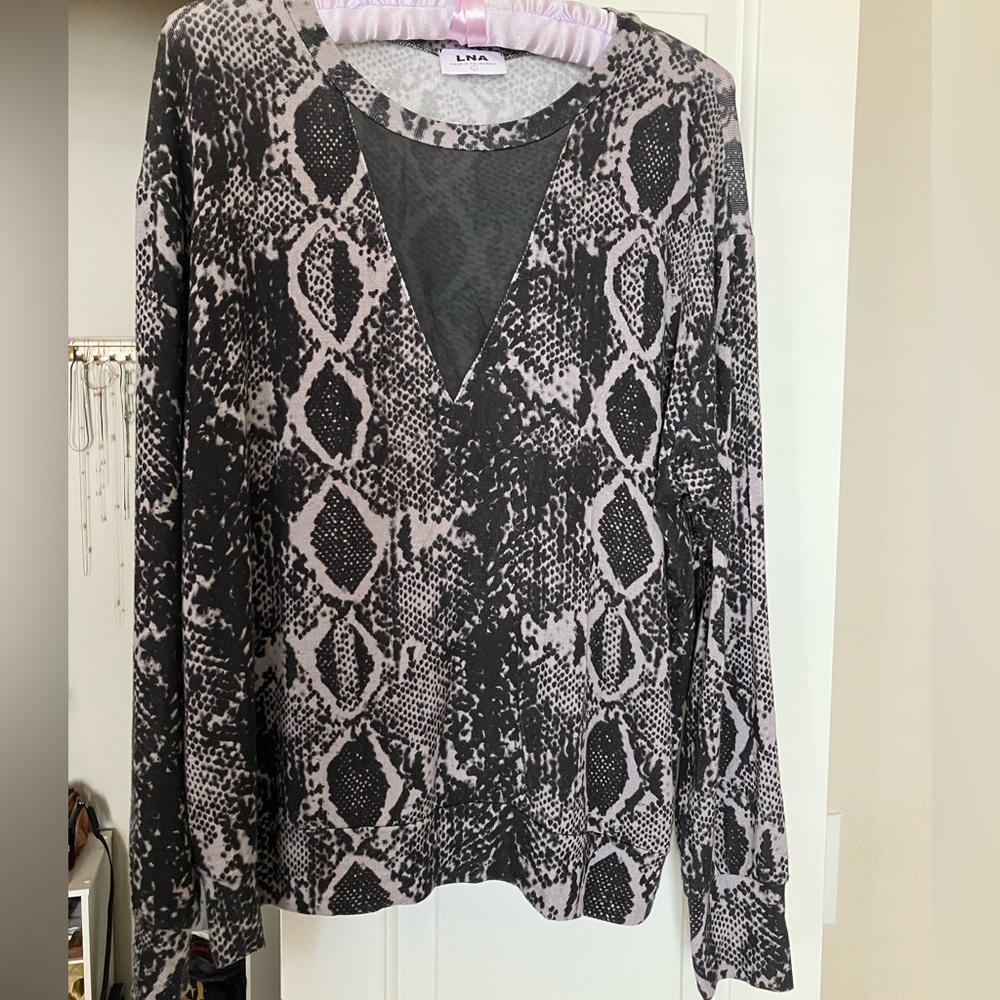 LNA sweater
